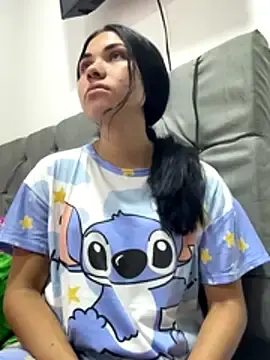 Stripchat Adult Webcam of Horny-Mommy-Dirty