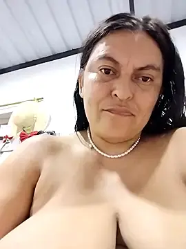 Stripchat Adult Video Chat of Horny-Mommy-Dirty