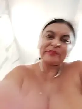 Stripchat Live Sex of Horny-Mommy-Dirty