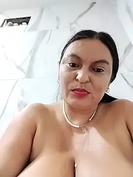 Stripchat Free Live Porn of Horny-Mommy-Dirty