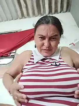 Stripchat Best live sex cam show of Horny-Mommy-Dirty