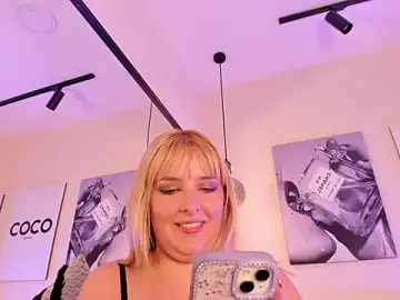 Stripchat Nude Webcam of Blue_Angell