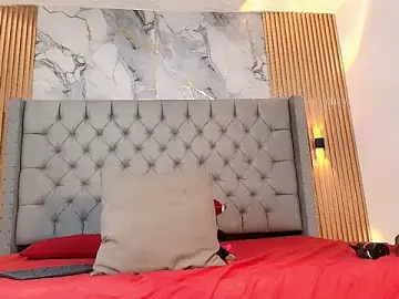 Stripchat Watch Live Sex Cams of Ema_Jonees