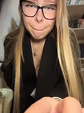 Stripchat Free Porn Cam of Liza_risky