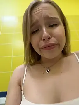 Stripchat Live Sex Cam of Liza_risky