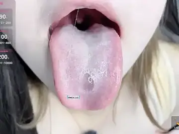 Stripchat Adult Webcam of mooe-123123