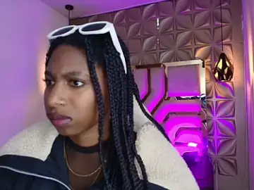 Stripchat Live Sex of Queen_perla_