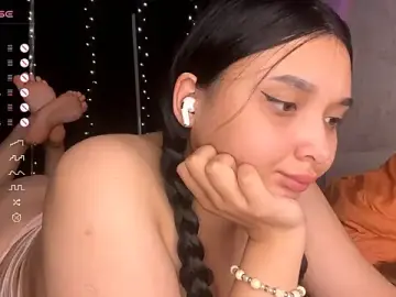 Stripchat Adult Webcam of UdeleBarns