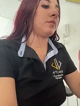 Stripchat Best Webcam of Nahomy_Benett