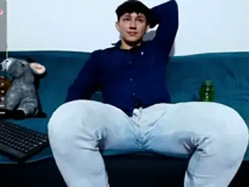 Stripchat Best Webcam of jacques_cardiet