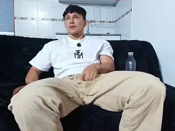 Stripchat Live Sex of jacques_cardiet