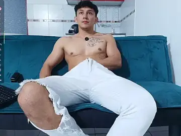 Stripchat Adult Webcams of jacques_cardiet