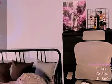 Stripchat Free Live Porn of KiraSigmaMeow