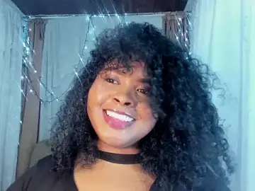 Stripchat Live Sex Cam of Ana_off_alana