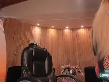 Stripchat Free Live Porn of SophiePalmer