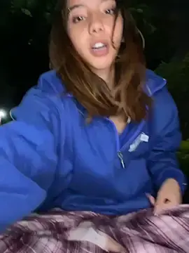 Stripchat Live Sex of Katee_Jones