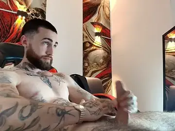 Stripchat Free Porn Cam of Luke_davis01