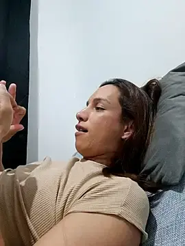 Stripchat Live Sex Cam of ofjuliaa