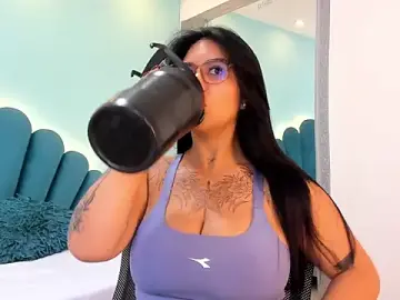 Stripchat Best Webcam of sharlott18