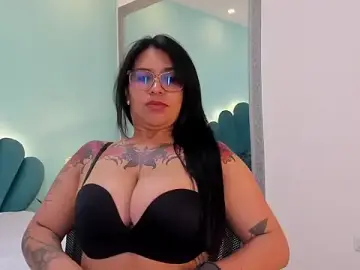 Stripchat Watch Live Sex Cams of sharlott18