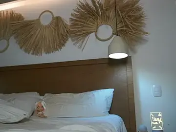 Stripchat Adult Webcams of LunarAngel_