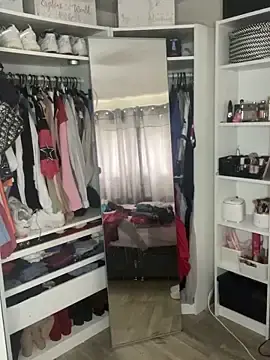 Stripchat Live Sex of Summerstraight_