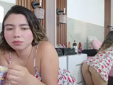 Stripchat Adult Webcams of emi_bloom