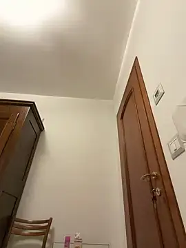 Stripchat Watch Live Sex Cams of missdirtyhot_