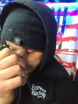 Stripchat Watch Live Sex Cams of twistafatpipe