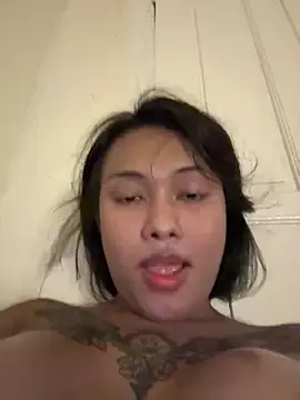 Stripchat Nude Webcam of BigCockMARIAts