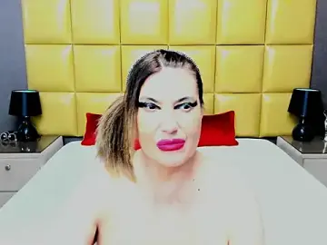 Stripchat Watch Live Sex Cams of KiraLeila