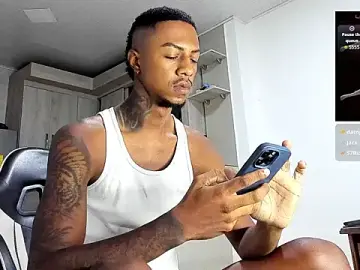 Stripchat Live Sex Cam of YeremiBrowm