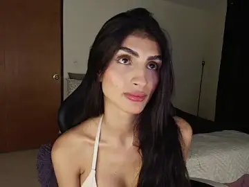 Stripchat Best Webcam of April_Scarlett