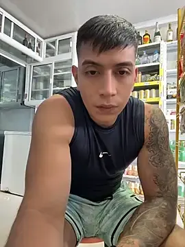 Stripchat Live Sex Cam of OliverWest04