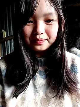 Stripchat Watch Live Sex Cams of XoiXoi232