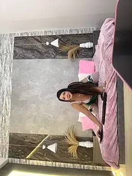 Stripchat Live Sex Cam of Hannahpradaa_