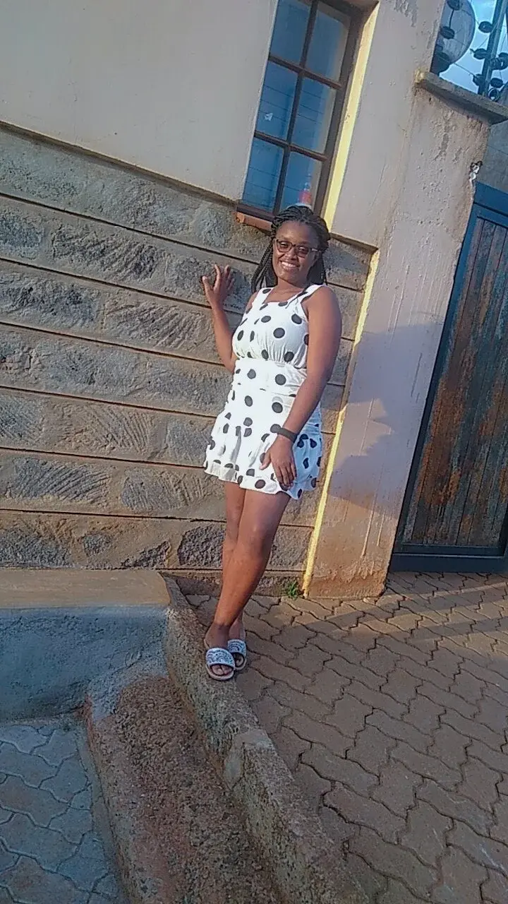 Natasha_black