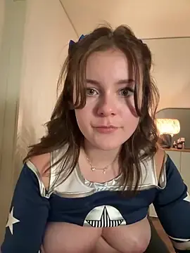 Stripchat Sex Cam of MaribelRiver