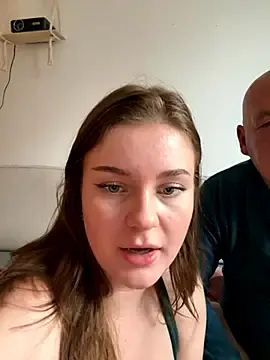 Stripchat Free Porn Cam of MaribelRiver