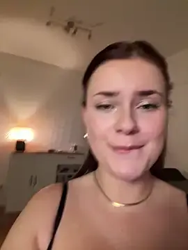 Stripchat Free Live Porn of MaribelRiver