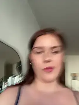 Stripchat Free Porn Cam of MaribelRiver