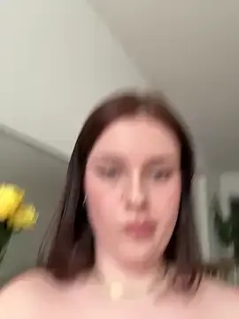 Stripchat Live Sex Cam of MaribelRiver