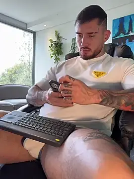 Stripchat Live Sex of DimitriSullivan_