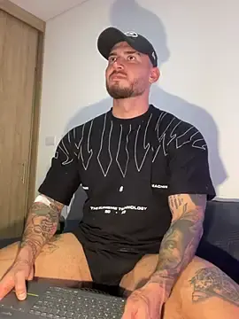Stripchat Live Sex Cam of DimitriSullivan_