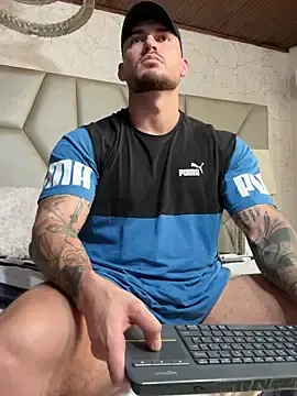 Stripchat Live Sex Cam of DimitriSullivan_