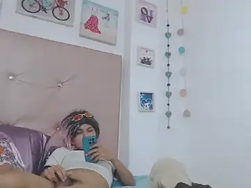 Stripchat Adult Webcams of Aleja_Scoott_