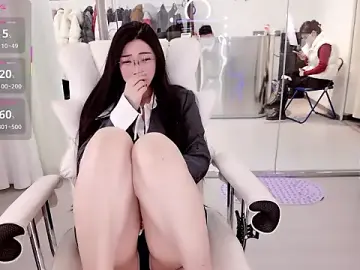 Stripchat Watch Live Sex Cams of yangyang-777