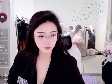 Stripchat Sex Cam of yangyang-777