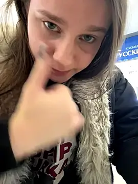 Stripchat Free Porn Cam of MiniVi