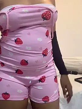 Stripchat Live Sex Cam of angelwavy